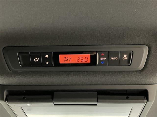トヨタ ヴォクシー １．８ ハイブリッド ＺＳ 煌ＩＩＩ R3年 (東海) 99