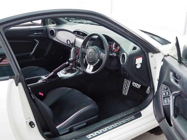 トヨタ ８６ ２．０ ＧＴ リミテッド H27年 (東海) 99