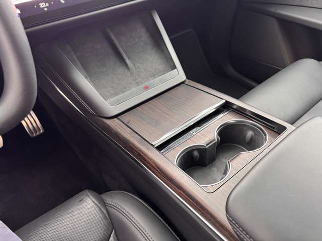 テスラ モデルＸ ロングレンジ ＡＷＤ R5年 (東海) 99