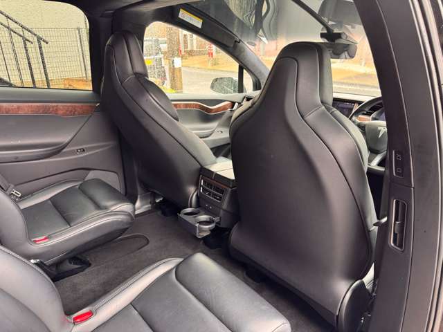 テスラ モデルＸ ロングレンジ ＡＷＤ R1年 (東海) 99