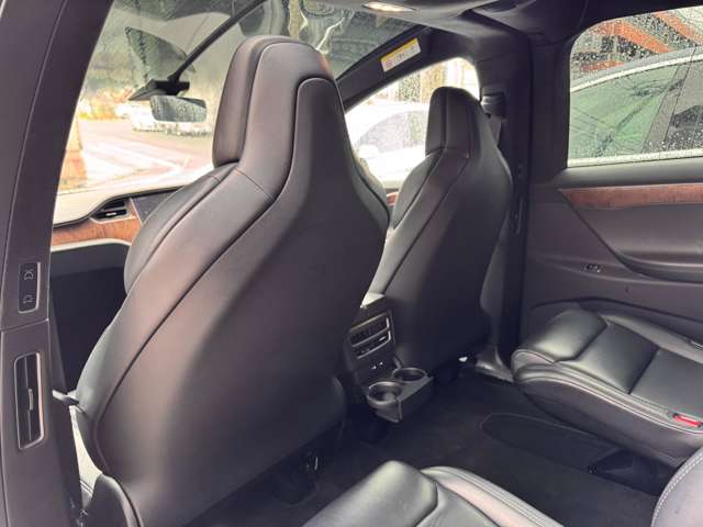 テスラ モデルＸ ロングレンジ ＡＷＤ R1年 (東海) 99