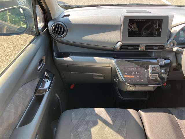 三菱 ｅＫクロス　ＥＶ Ｇ R4年 (東海) 99