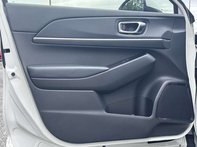ホンダ ヴェゼル １．５ Ｅ：ＨＥＶ Ｚ R3年 (関東) 99