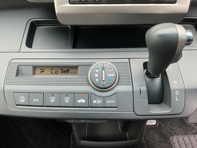 ホンダ フリードスパイク １．５ Ｇ エアロ クールエディション H25年 (近畿) 99