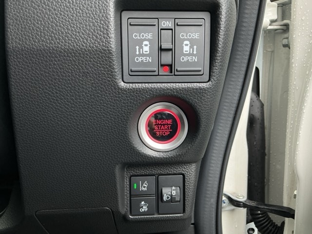 ホンダ Ｎ　ＢＯＸ カスタム ６６０ Ｌ スタイルプラス ブラック R4年 (近畿) 99
