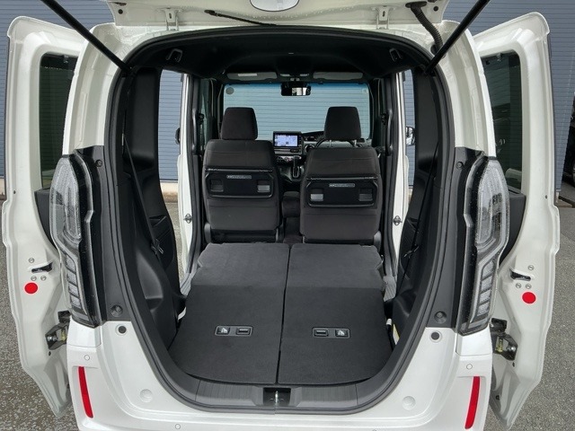ホンダ Ｎ　ＢＯＸ カスタム ６６０ Ｌ スタイルプラス ブラック R4年 (近畿) 99