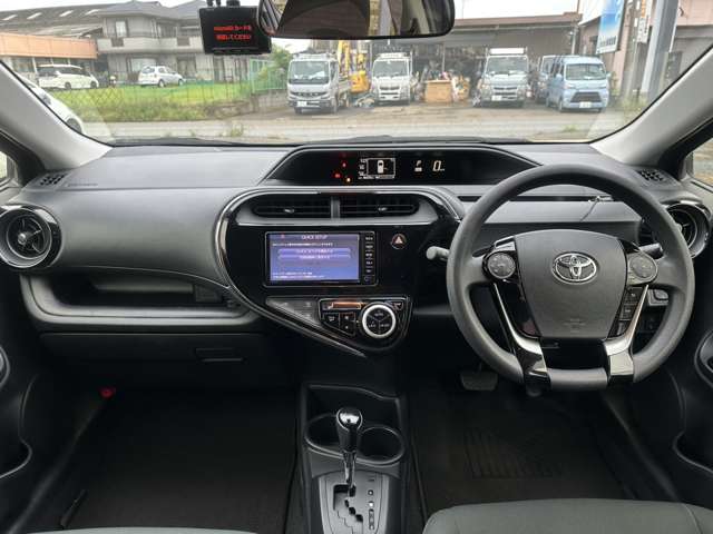 トヨタ アクア １．５ Ｓ スタイルブラック H30年 (関東) 99