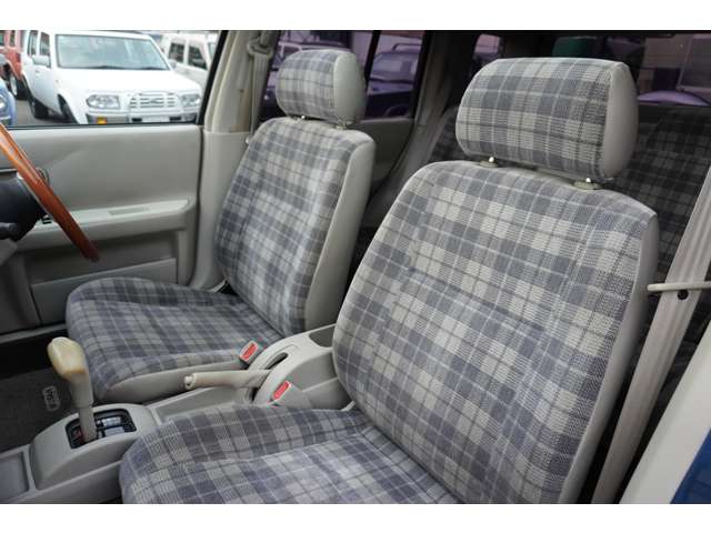 日産 ラシーン １．５ タイプＩＩＩ ４ＷＤ H7年 () 99