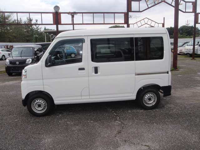 ダイハツ ハイゼットカーゴ ６６０ デラックス ４ＷＤ R4年 (関東) 99