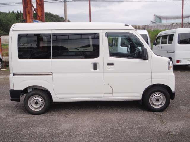ダイハツ ハイゼットカーゴ ６６０ デラックス ４ＷＤ R4年 (関東) 99