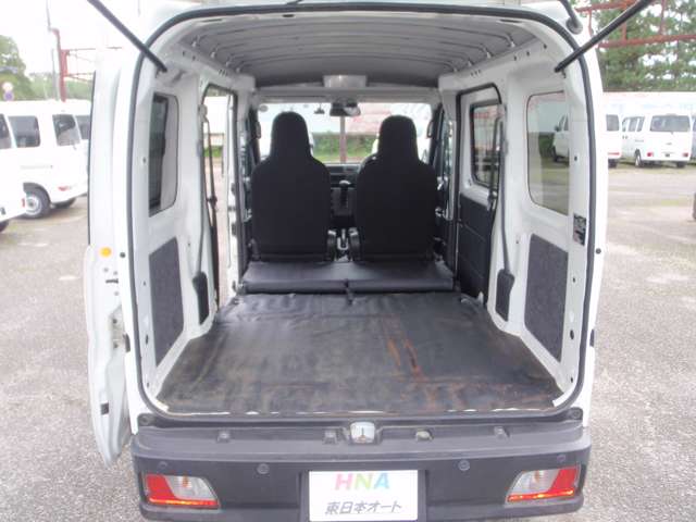 ダイハツ ハイゼットカーゴ ６６０ デラックス ４ＷＤ R4年 (関東) 99