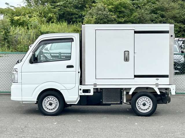 日産 ＮＴ１００クリッパー ２ＷＡＹスタンバイ機能付キ冷蔵冷凍車 R4年 (関東) 99