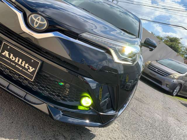 トヨタ Ｃ−ＨＲ ハイブリッド １．８ Ｓ ＬＥＤ パッケージ H30年 (関東) 99