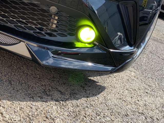 トヨタ Ｃ−ＨＲ ハイブリッド １．８ Ｓ ＬＥＤ パッケージ H30年 (関東) 99