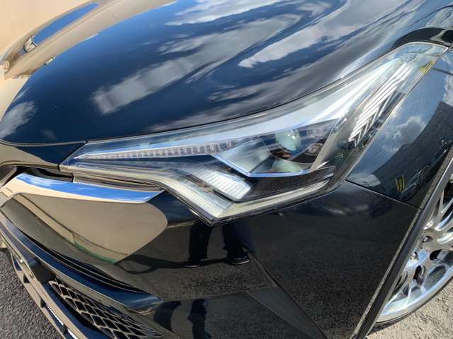 トヨタ Ｃ−ＨＲ ハイブリッド １．８ Ｓ ＬＥＤ パッケージ H30年 (関東) 99