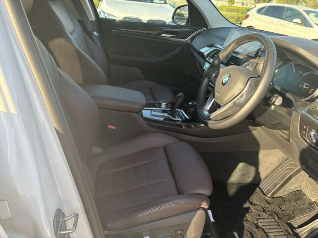 ＢＭＷ Ｘ３ Ｘドライブ２０Ｉ Ｘライン ４ＷＤ R1年 (四国) 99