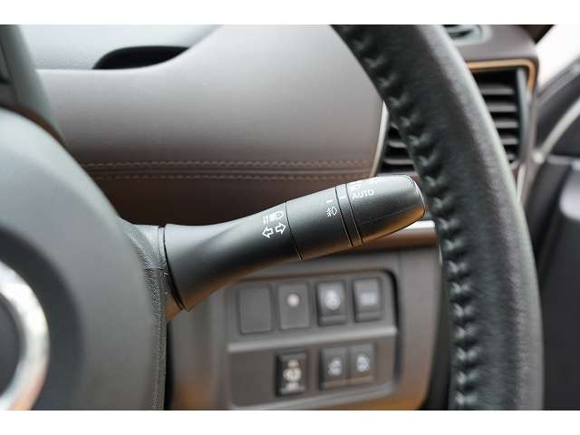 日産 セレナ １．２ Ｅ－ＰＯＷＥＲ ハイウェイスター Ｇ R1年 (関東) 99
