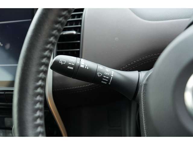 日産 セレナ １．２ Ｅ－ＰＯＷＥＲ ハイウェイスター Ｇ R1年 (関東) 99