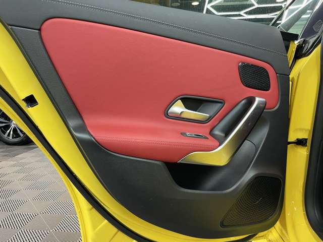 メルセデスベンツ ＣＬＡクラス ＣＬＡ２００Ｄ ＡＭＧライン ディーゼルターボ R1年 (関東) 99