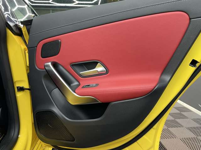 メルセデスベンツ ＣＬＡクラス ＣＬＡ２００Ｄ ＡＭＧライン ディーゼルターボ R1年 (関東) 99