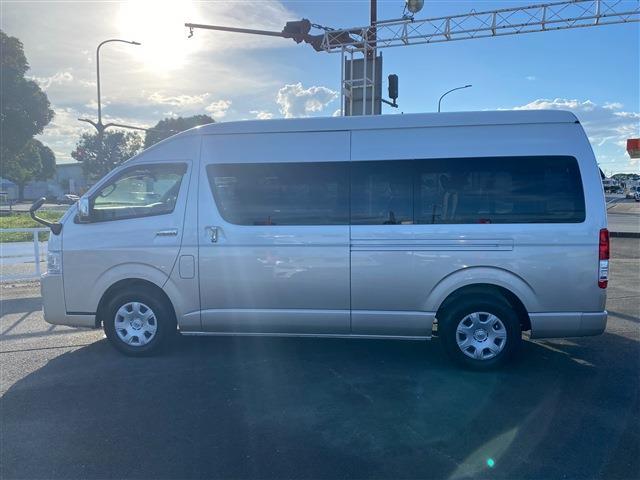 トヨタ ハイエースワゴン ２．７ グランドキャビン R7年 (九州・沖縄) 99