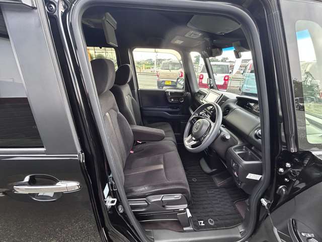 ホンダ Ｎ　ＢＯＸ カスタム ６６０ Ｇ Ｌ ホンダセンシング H30年 (九州・沖縄) 99