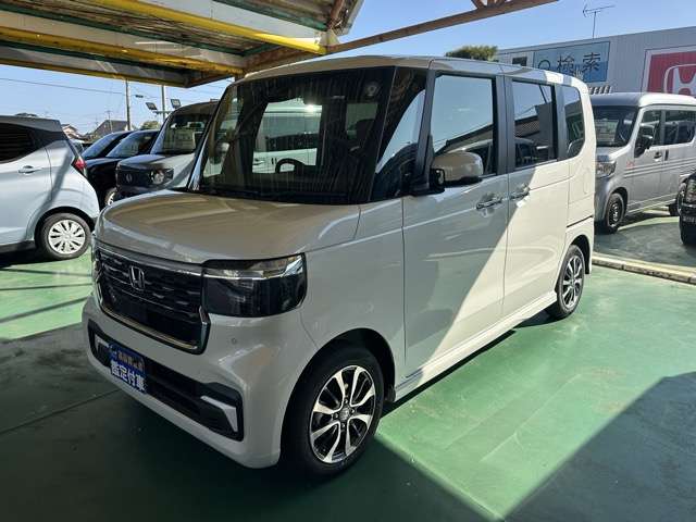 ホンダ Ｎ　ＢＯＸ カスタム ６６０ R8年 () 99