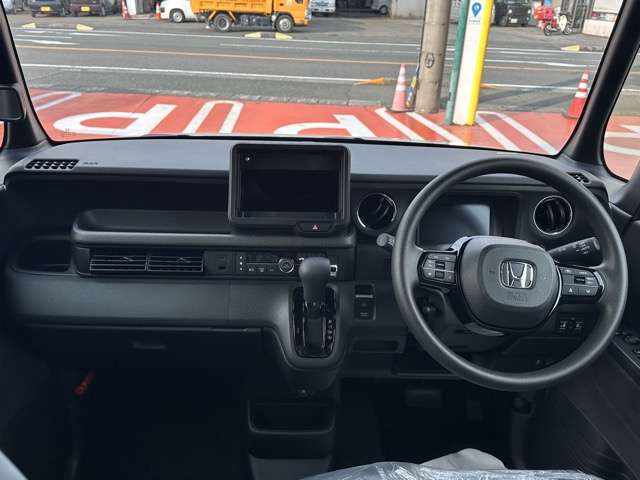 ホンダ Ｎ　ＢＯＸ カスタム ６６０ R8年 () 99