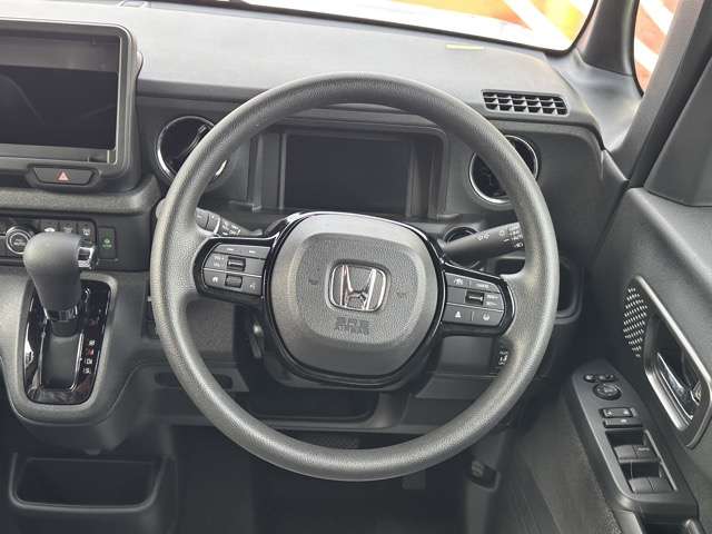 ホンダ Ｎ　ＢＯＸ カスタム ６６０ R8年 () 99