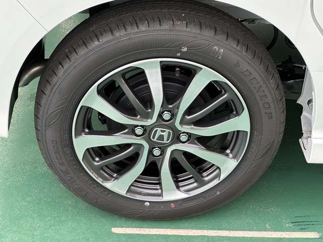 ホンダ Ｎ　ＢＯＸ カスタム ６６０ R8年 () 99