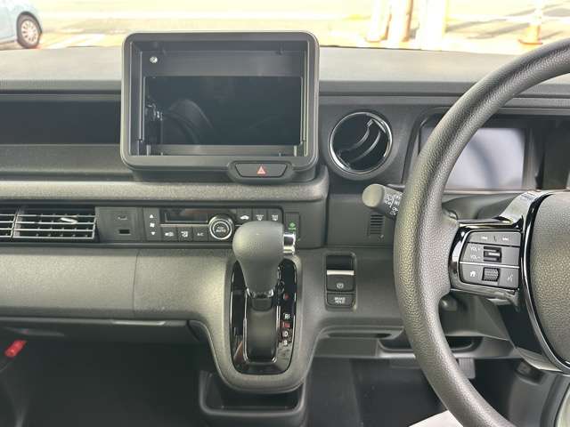 ホンダ Ｎ　ＢＯＸ カスタム ６６０ R8年 () 99