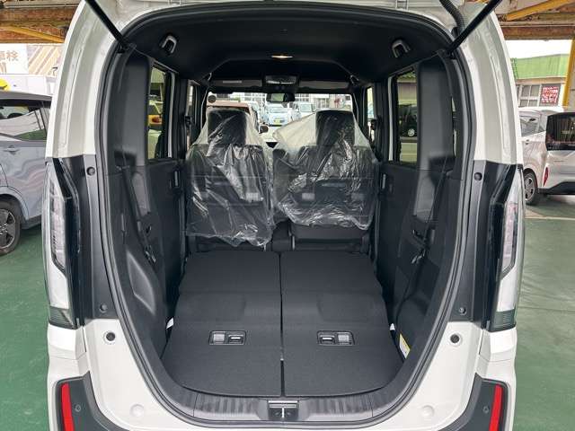 ホンダ Ｎ　ＢＯＸ カスタム ６６０ R8年 () 99