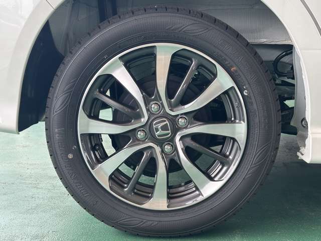 ホンダ Ｎ　ＢＯＸ カスタム ６６０ R8年 () 99