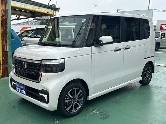 ホンダ Ｎ　ＢＯＸ カスタム ６６０ R8年 () 99
