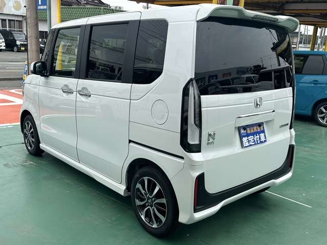 ホンダ Ｎ　ＢＯＸ カスタム ６６０ R8年 () 99