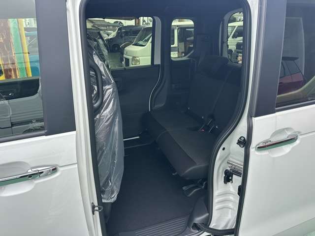 ホンダ Ｎ　ＢＯＸ カスタム ６６０ R8年 () 99