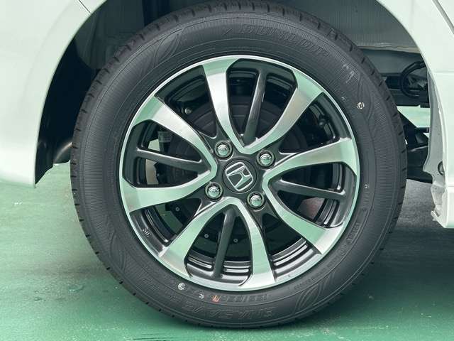 ホンダ Ｎ　ＢＯＸ カスタム ６６０ R8年 () 99
