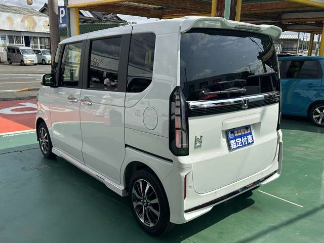 ホンダ Ｎ　ＢＯＸ カスタム ６６０ R8年 () 99
