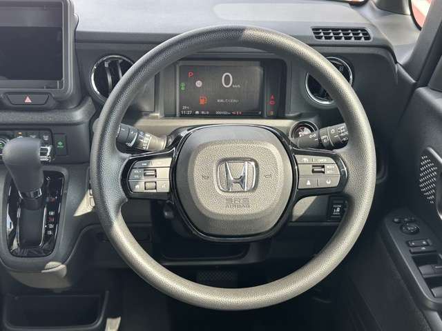 ホンダ Ｎ　ＢＯＸ カスタム ６６０ R8年 () 99