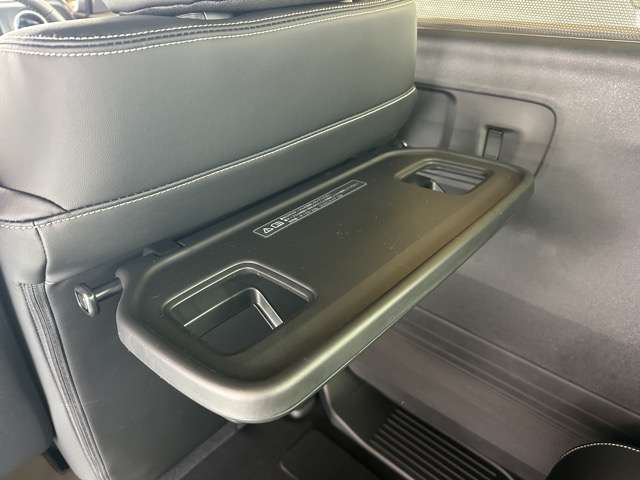ホンダ Ｎ　ＢＯＸ カスタム ６６０ ターボ コーディネートスタイル ２トーン R8年 () 99