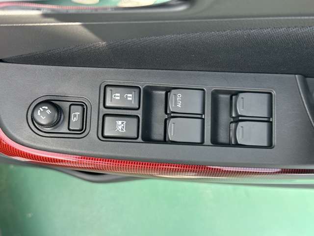 スズキ スイフト スポーツ １．４ R6年 () 99