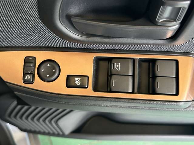 日産 サクラ Ｇ R4年 () 99
