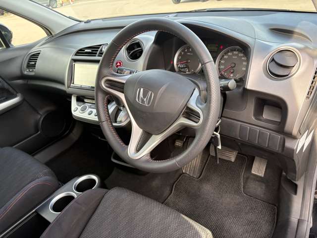 ホンダ ストリーム １．８ ＲＳＺ H23年 (東海) 99