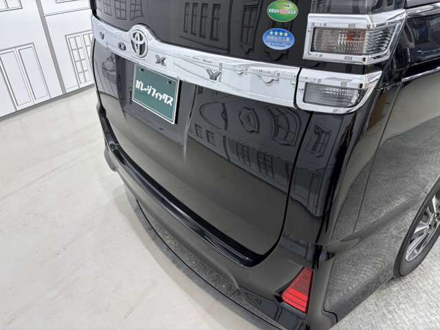 トヨタ ヴォクシー ２．０ ＺＳ 煌 H30年 (甲信越・北陸) 99