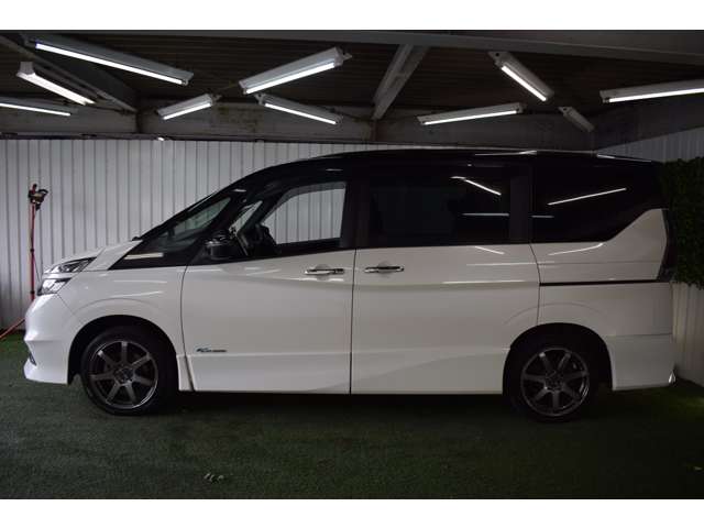 日産 セレナ ２．０ ハイウェイスター ４ＷＤ H28年 (北海道) 99