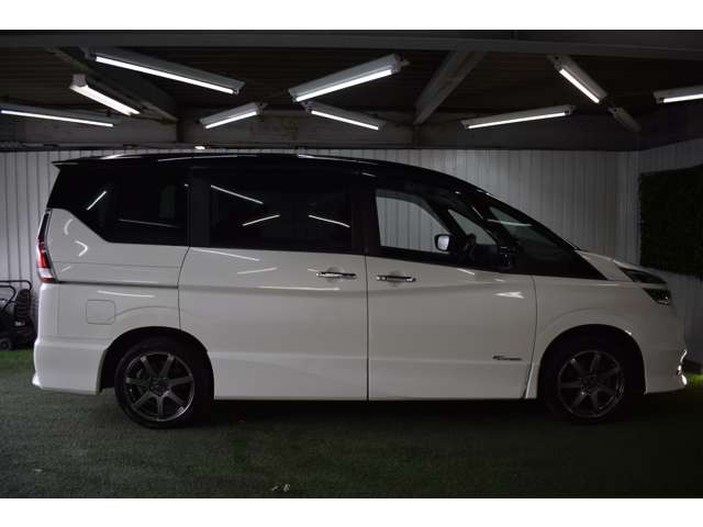 日産 セレナ ２．０ ハイウェイスター ４ＷＤ H28年 (北海道) 99