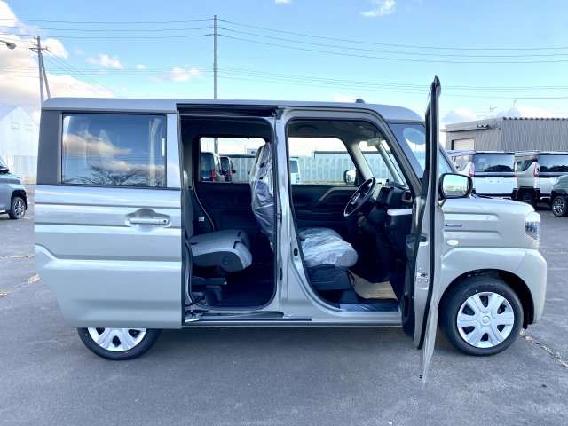 スズキ スペーシア ６６０ ハイブリッド Ｘ ４ＷＤ R7年 (北海道) 99