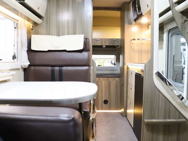 いすゞ エルフ キャンピング R1年 (北海道) 99