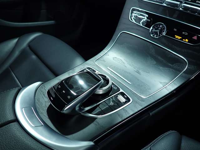 メルセデスベンツ Ｃクラス Ｃ２２０Ｄ アバンギャルド ＡＭＧライン ディーゼルターボ R1年 (九州・沖縄) 99
