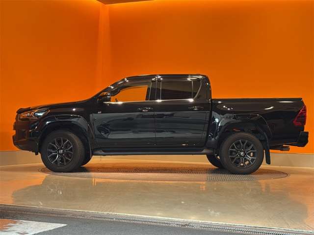 トヨタ ハイラックス ２．４ Ｚ ＧＲスポーツ ディーゼルターボ ４ＷＤ R4年 (近畿) 99